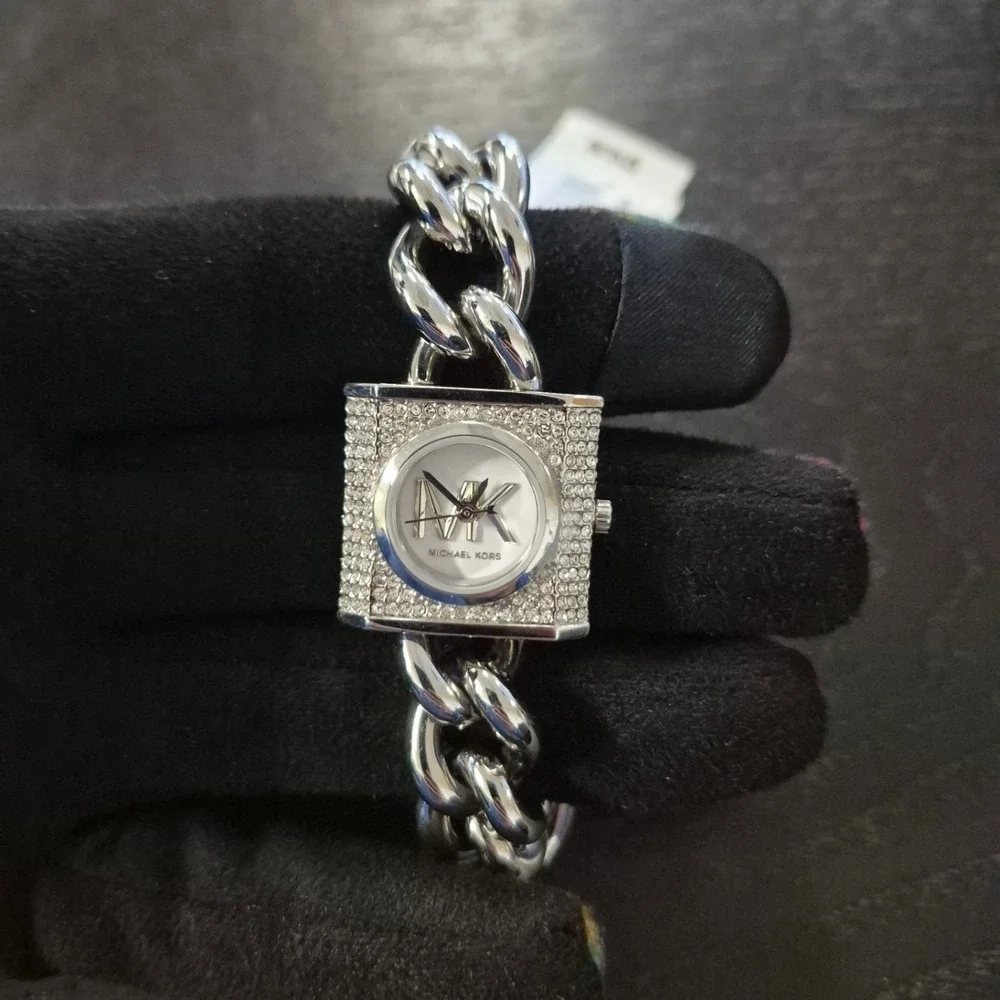 Michael Kors MK4718 Mk Chain Lock White Dial 25 mm Women's Watch New - Picture 4 of 7